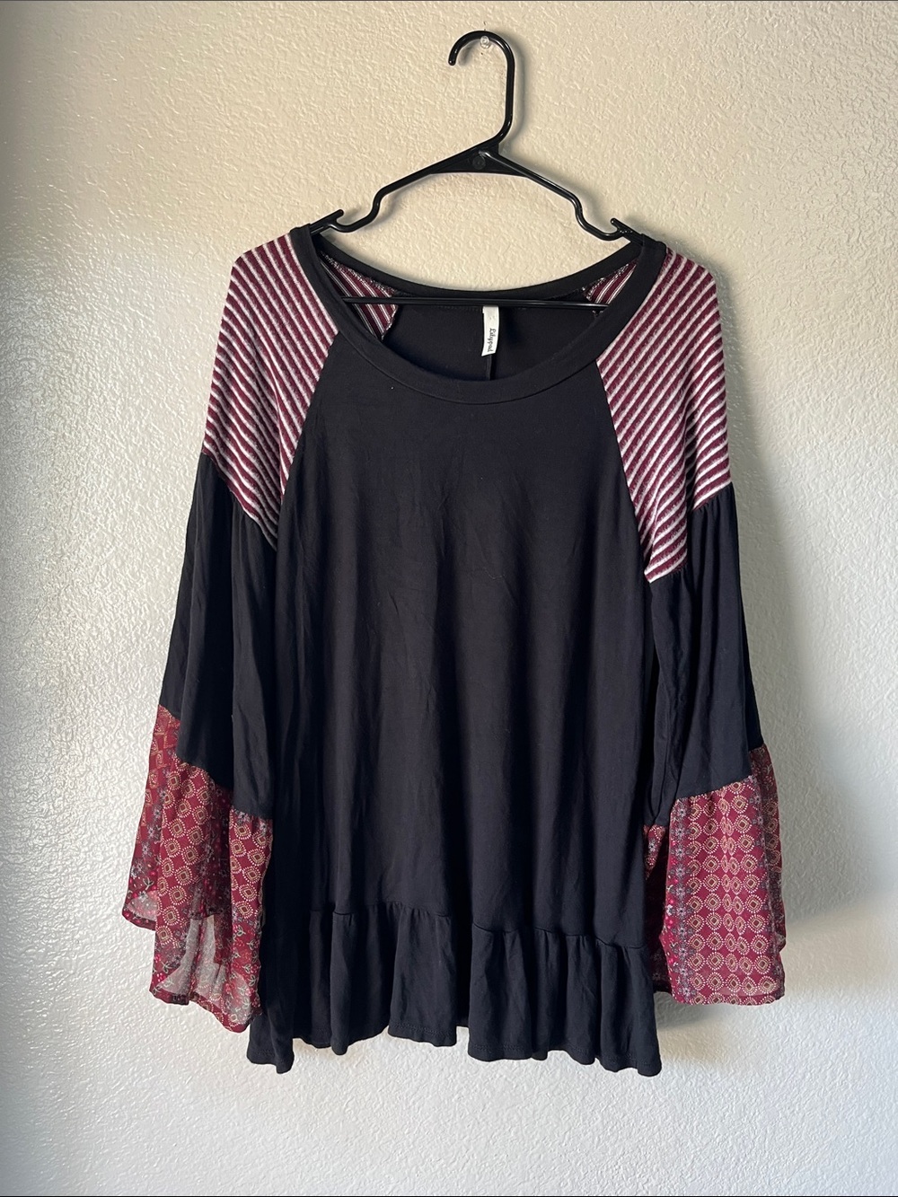 Lily Pad Black & Burgundy Mixed-Print Raglan Sleeve Top Sz S  Boho Flowy